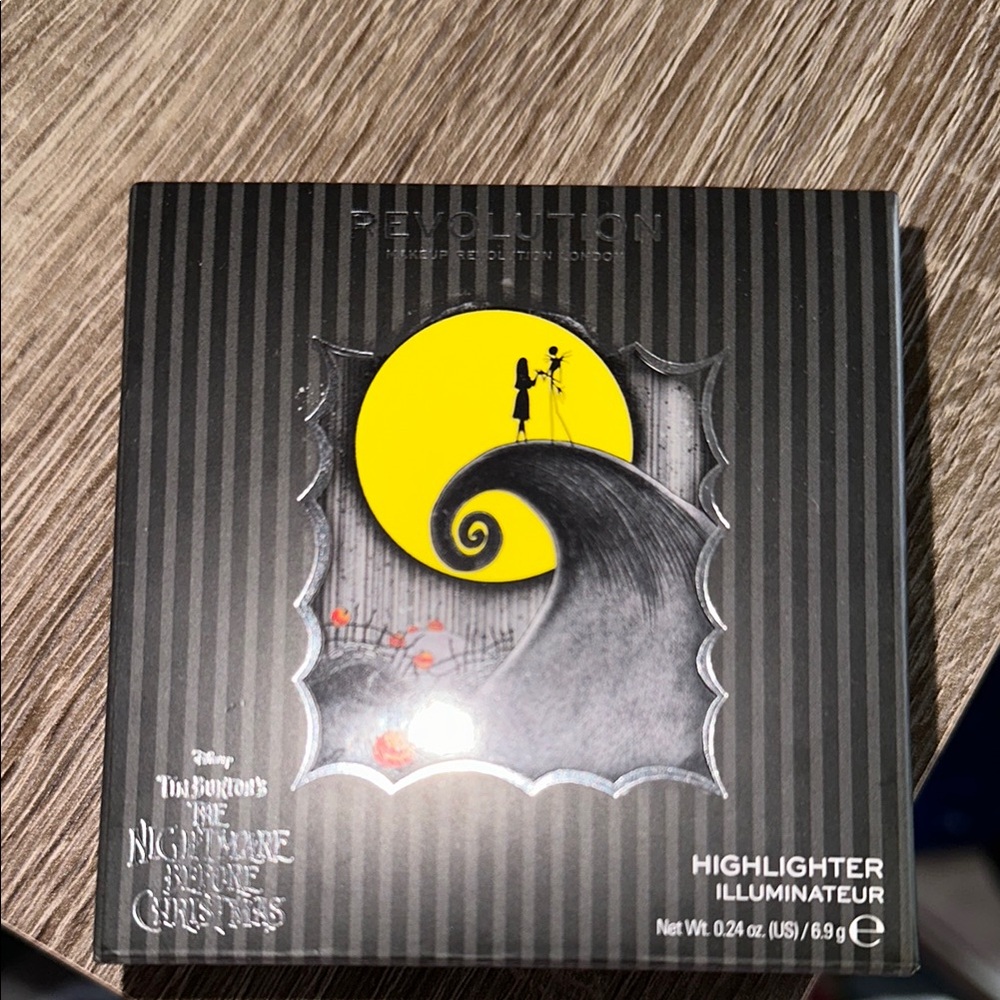 Revolution Nightmare Before Christmas Highlighter Illuminator